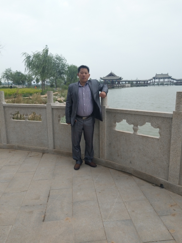 寻找爱的第一张照片--泉州相亲服务中心