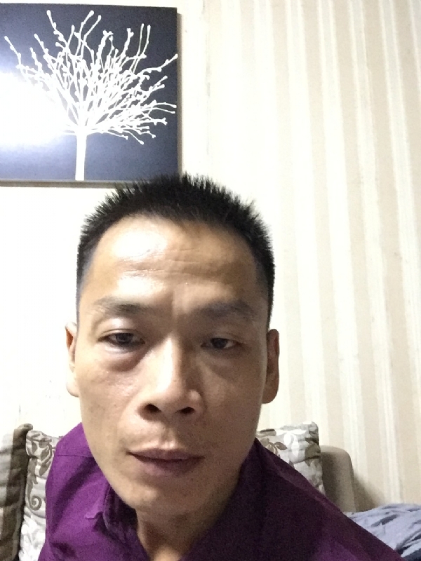 alongzhe的第一张照片--泉州相亲服务中心