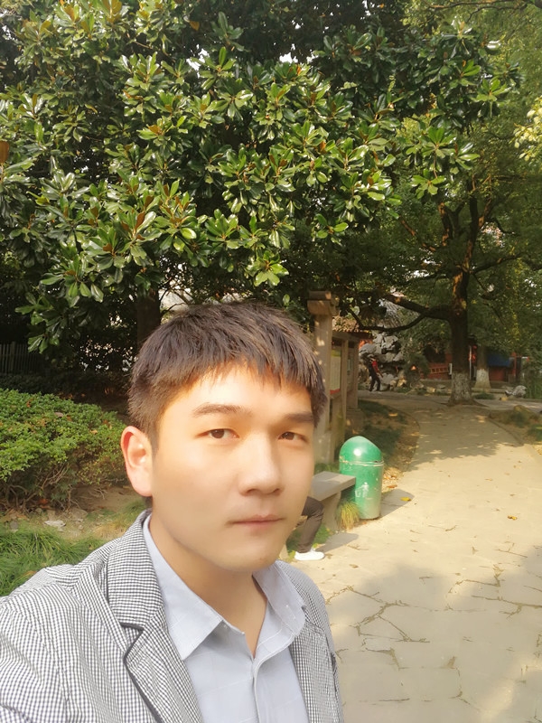 暂时的第一张照片--泉州相亲服务中心