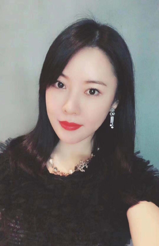 李莉的第一张照片--泉州相亲服务中心