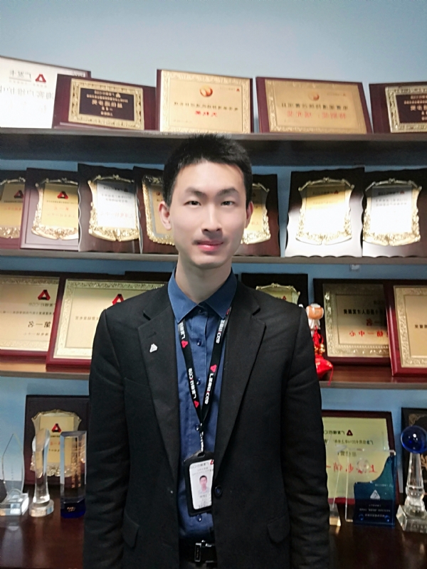 魔都青年的第一张照片--泉州相亲服务中心
