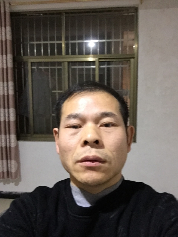 徐徐清风的第一张照片--泉州相亲服务中心