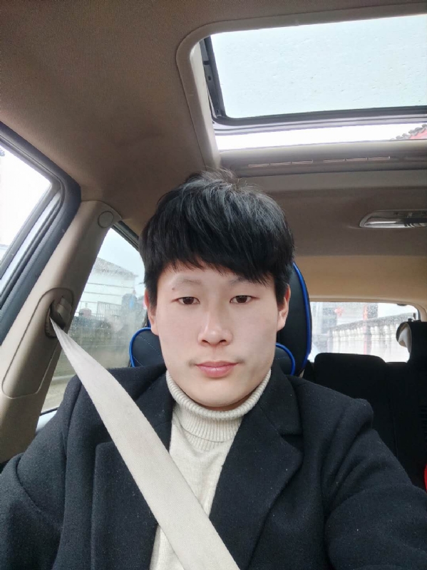 少年的第一张照片--泉州相亲服务中心