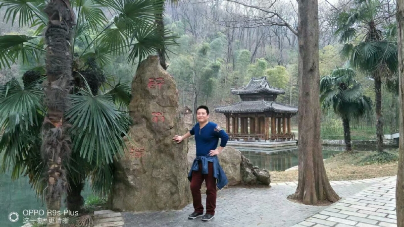烦事用点心的第一张照片--泉州相亲服务中心