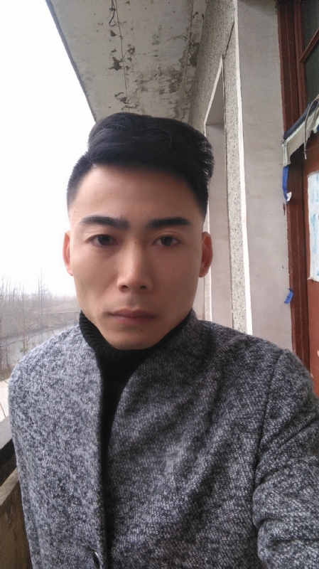 谁伴我闯荡的第一张照片--泉州相亲服务中心