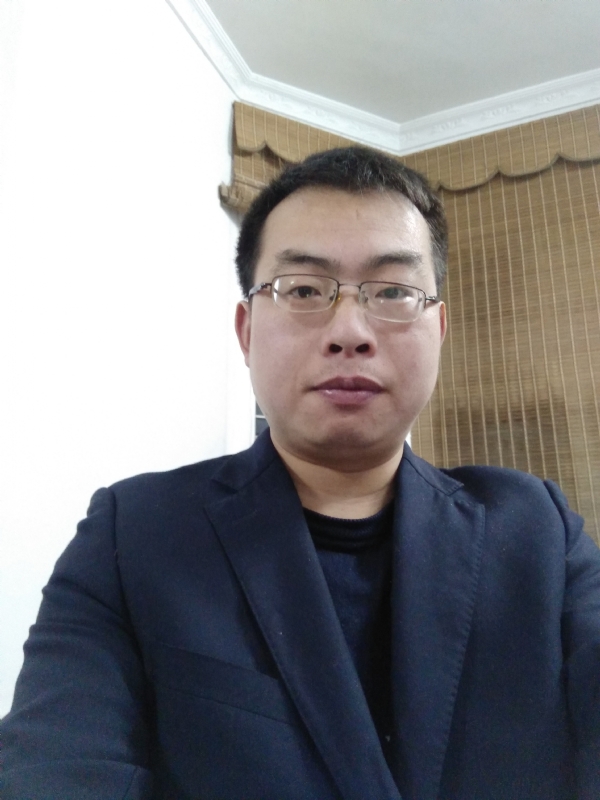 简单爱的第一张照片--泉州相亲服务中心