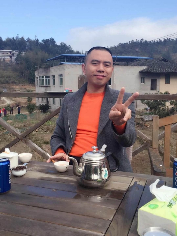 往生的第一张照片--泉州相亲服务中心