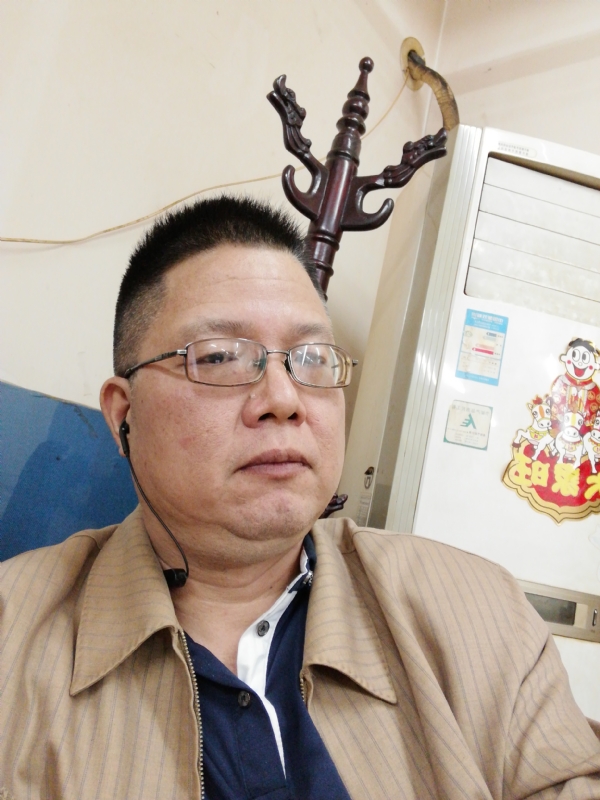一个人的第一张照片--泉州相亲服务中心