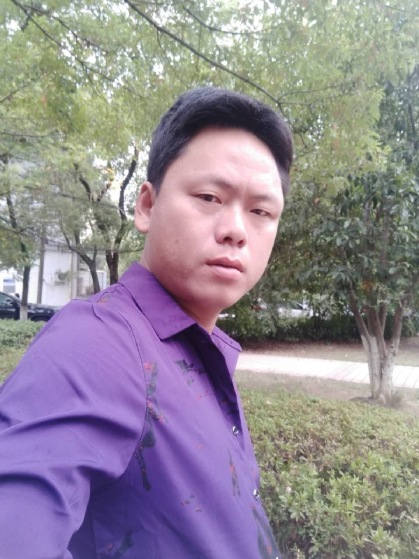 黄龙飞的第一张照片--泉州相亲服务中心