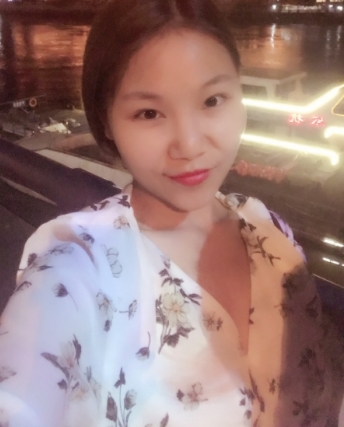 彩儿的第一张照片--泉州相亲服务中心