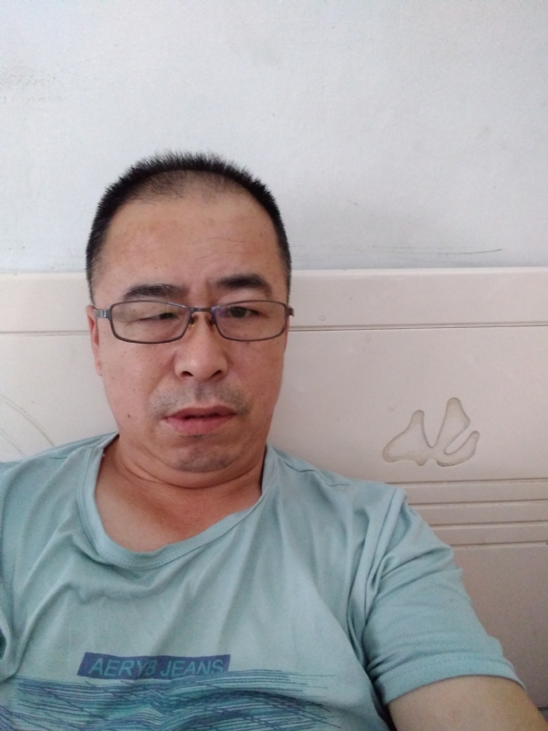 大叔的第一张照片--泉州相亲服务中心