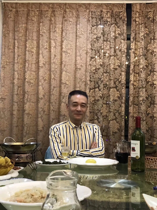 天涯孤独的第一张照片--泉州相亲服务中心