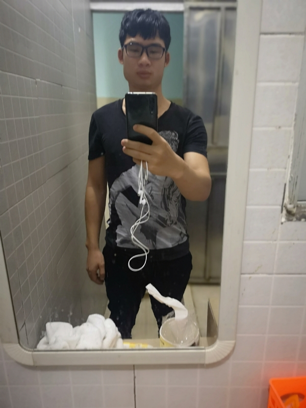 右手的执着的第一张照片--泉州相亲服务中心