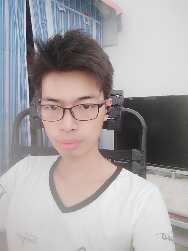 木头人的第一张照片--泉州相亲服务中心