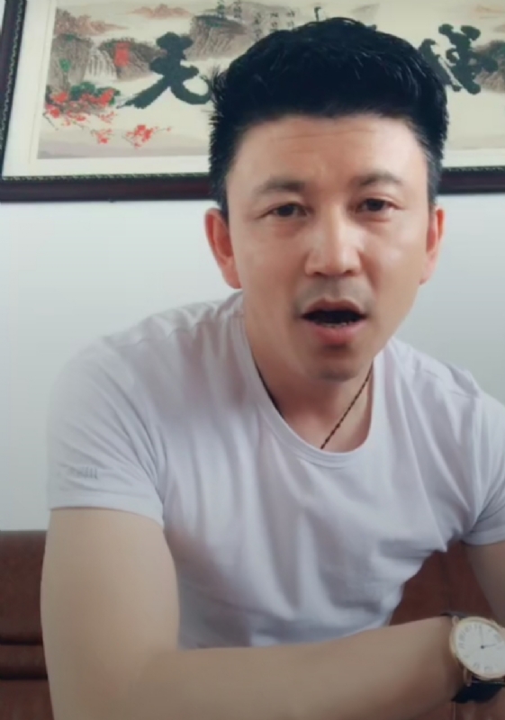 李东承的第一张照片--泉州相亲服务中心