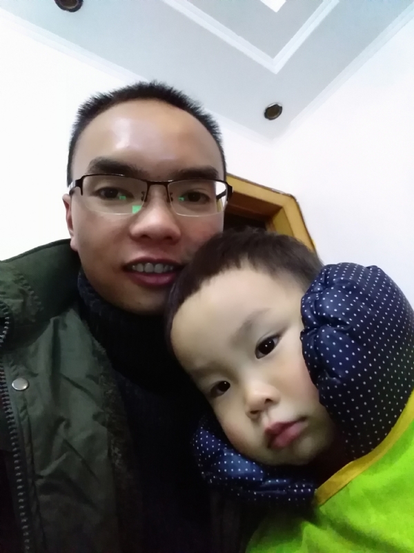 123木头人的第一张照片--泉州相亲服务中心