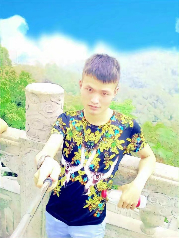 孤独王者元首的第一张照片--泉州相亲服务中心