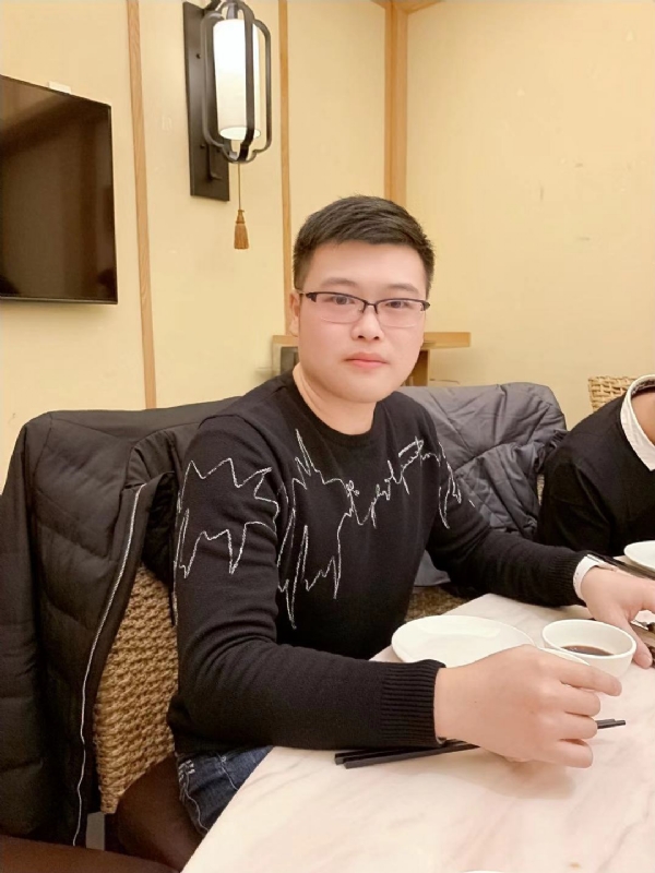 YIDA的第一张照片--泉州相亲服务中心