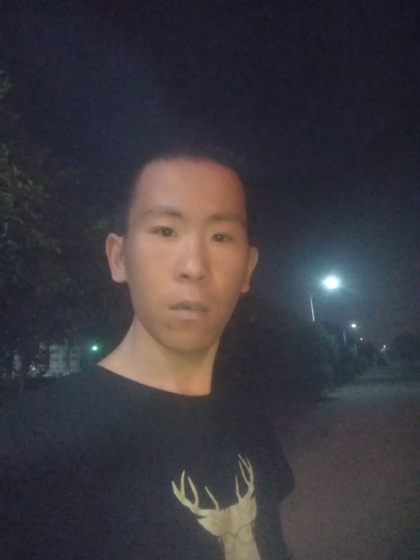 俞凯斌的第一张照片--泉州相亲服务中心