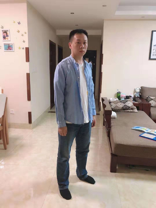 以勒的第一张照片--泉州相亲服务中心
