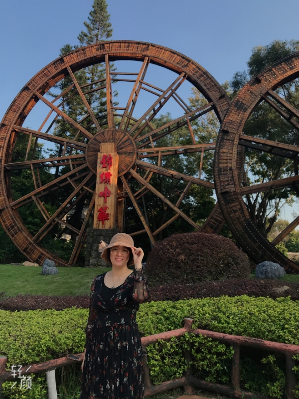 杏娅的第二张照片--泉州相亲服务中心