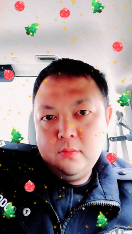 恨孤独的第一张照片--泉州相亲服务中心