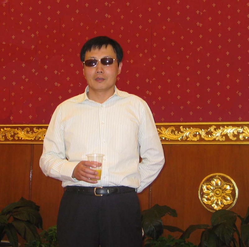 威胜的第二张照片--泉州相亲服务中心