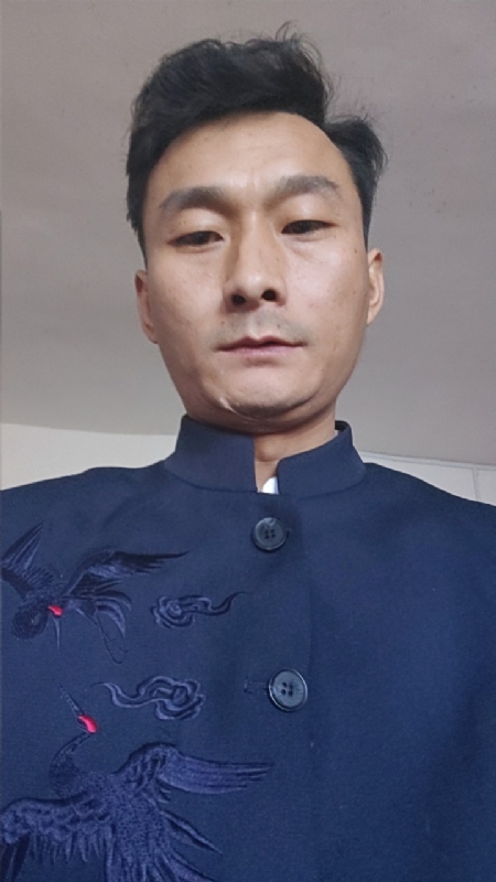 逆袭的小老鼠～龙long的第一张照片--泉州相亲服务中心