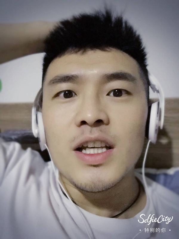 开心最好的第一张照片--泉州相亲服务中心