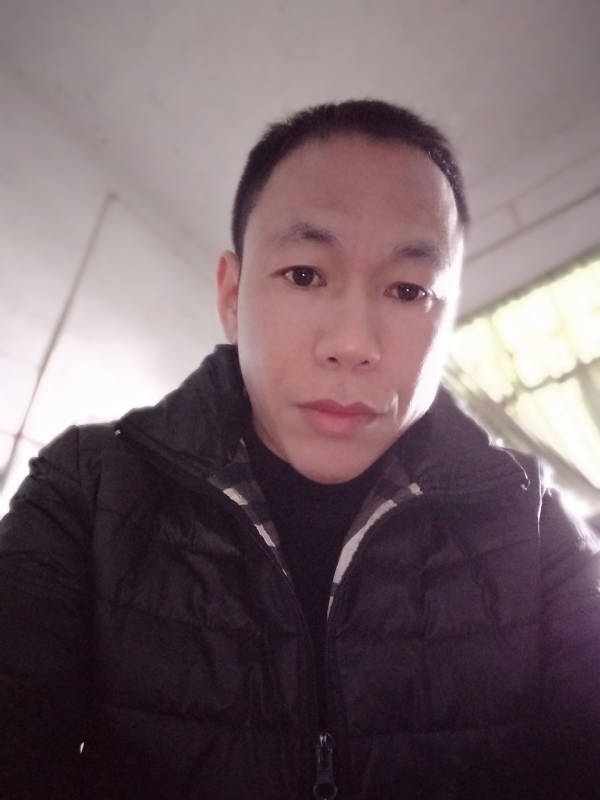 相信真爱的第一张照片--泉州相亲服务中心