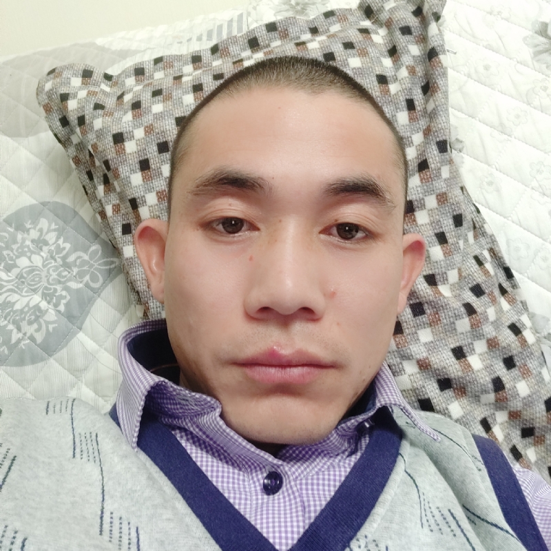 龙飞的第一张照片--泉州相亲服务中心