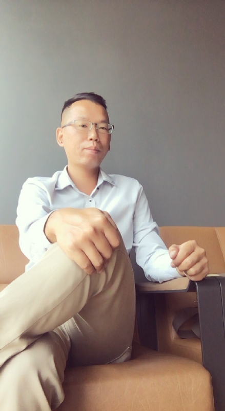 LI的第一张照片--泉州相亲服务中心