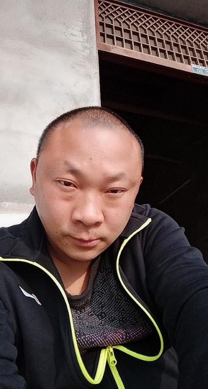 马克的第一张照片--泉州相亲服务中心