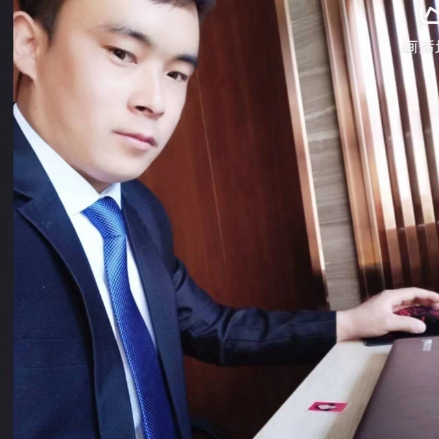 会哭的幸福的第一张照片--泉州相亲服务中心