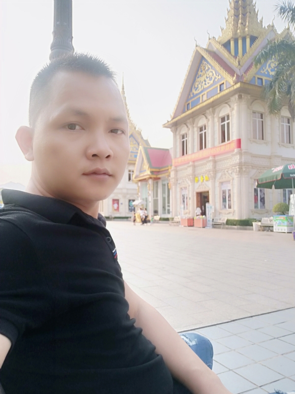 漂泊者的第一张照片--泉州相亲服务中心