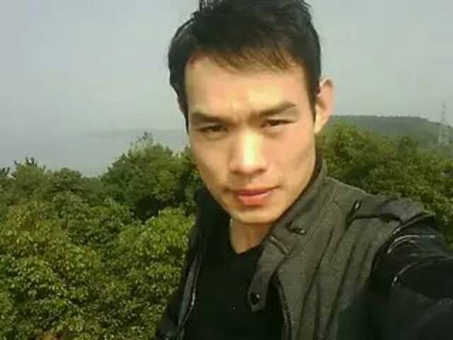 明镜的第一张照片--泉州相亲服务中心