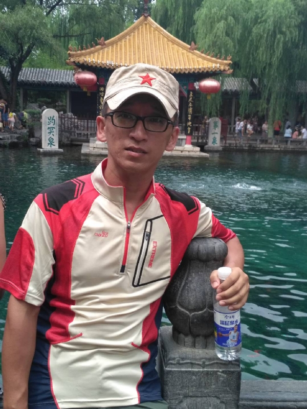 晓峰的第二张照片--泉州相亲服务中心