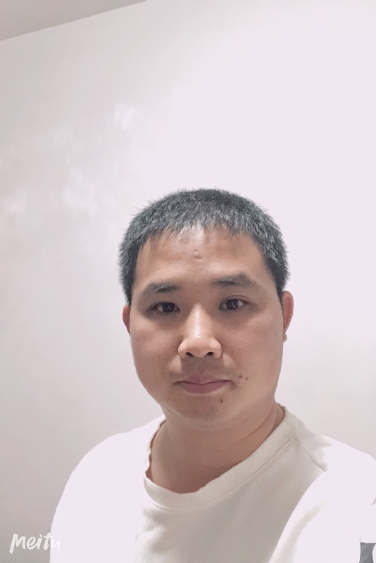 小梁的第一张照片--泉州相亲服务中心