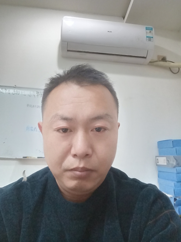 寻找另一半的第二张照片--泉州相亲服务中心