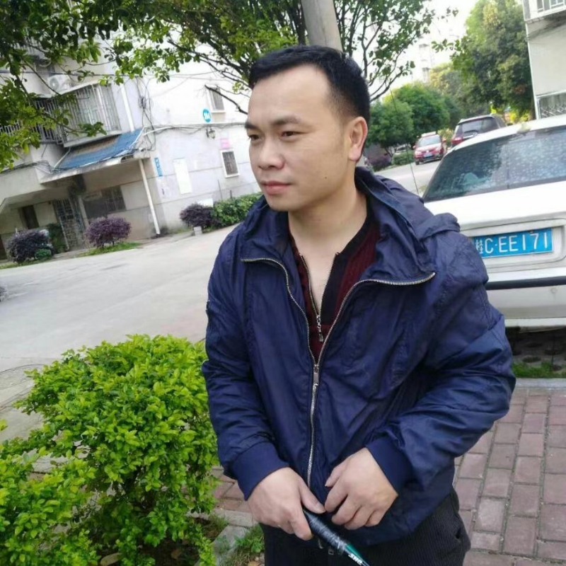 灰色足迹的第一张照片--泉州相亲服务中心