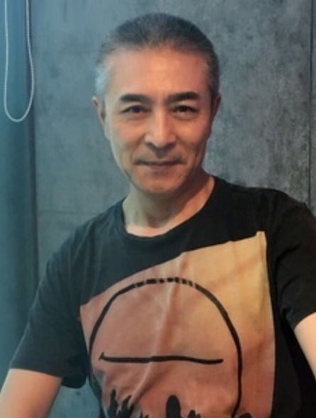 拥抱明天的第一张照片--泉州相亲服务中心