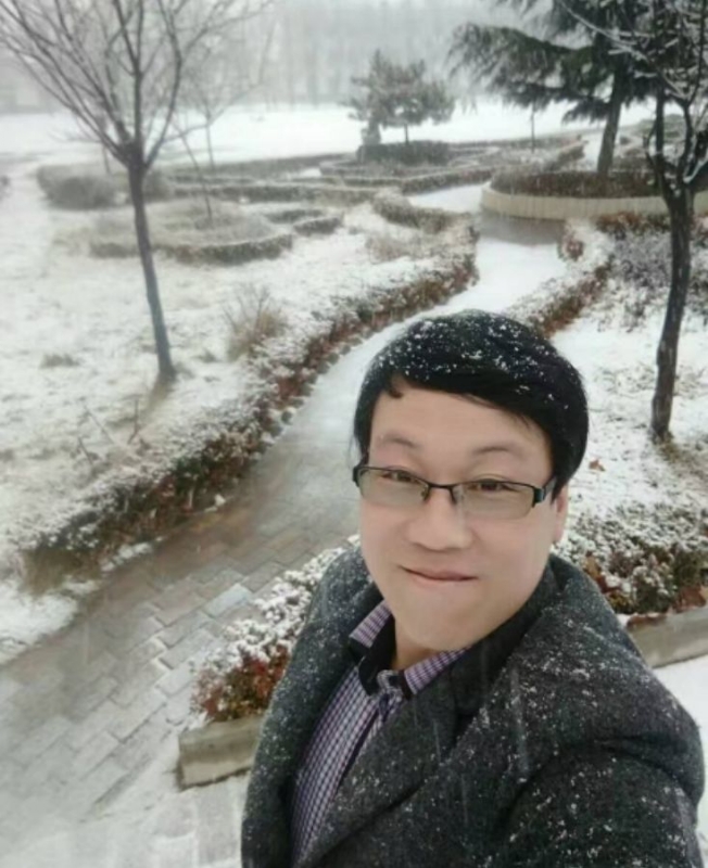 一吻天荒的第三张照片--泉州相亲服务中心