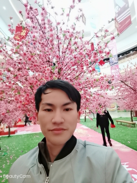 单身一人的第二张照片--泉州相亲服务中心