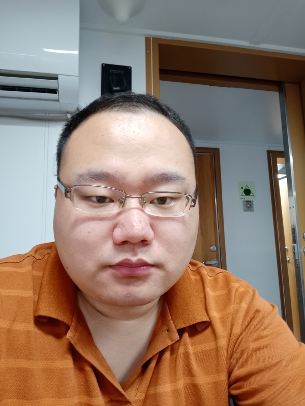 努力爱一次的第一张照片--泉州相亲服务中心