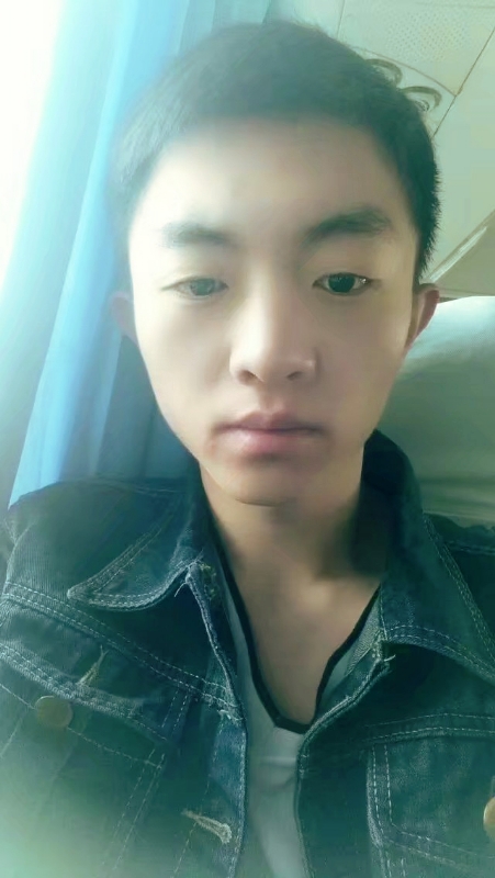 小手冰凉的第一张照片--泉州相亲服务中心
