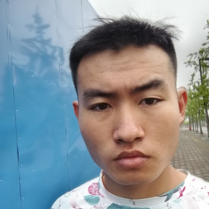 爱一个哦的第一张照片--泉州相亲服务中心