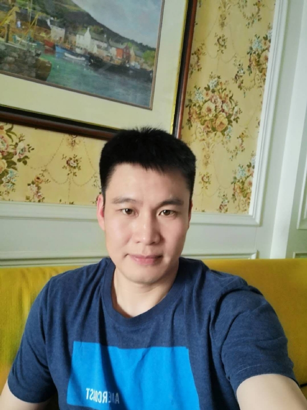 阳光灿烂的第二张照片--泉州相亲服务中心
