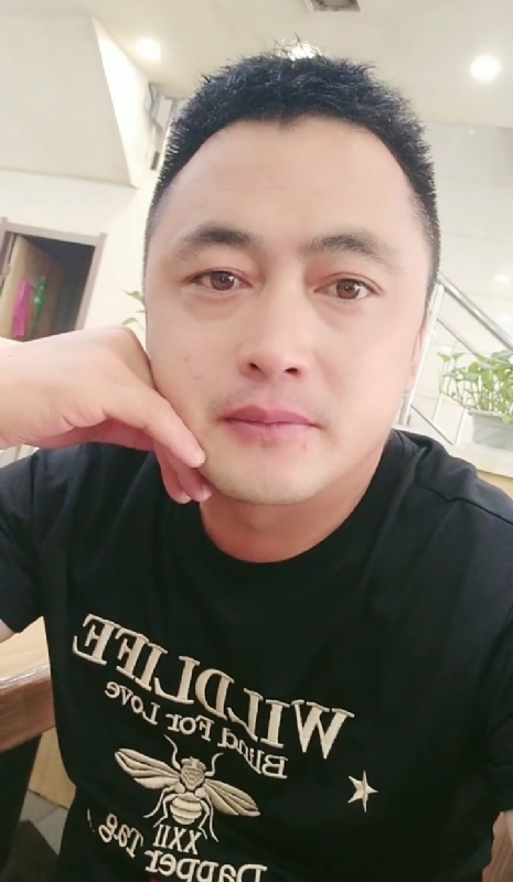 廖艾德的第一张照片--泉州相亲服务中心
