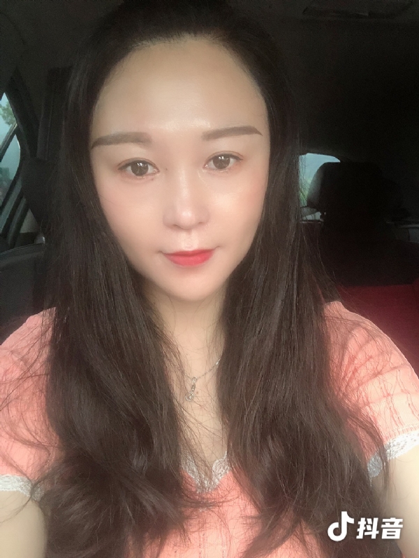 云云的第一张照片--泉州相亲服务中心