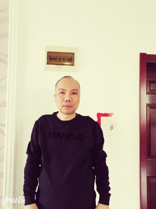 酒香四溢的第一张照片--泉州相亲服务中心